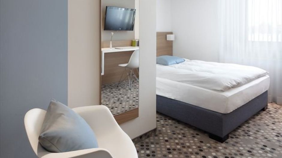 Waldhorn Hotel Room