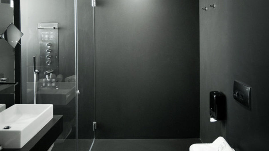 Design & Wine Hotel Room