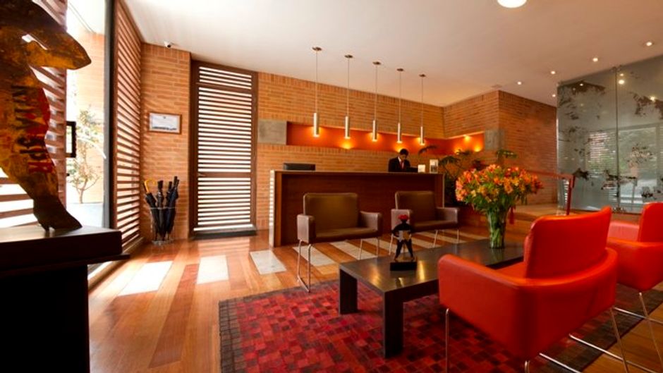 84 DC Lobby