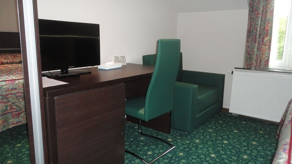 Auberge du Souverain Room
