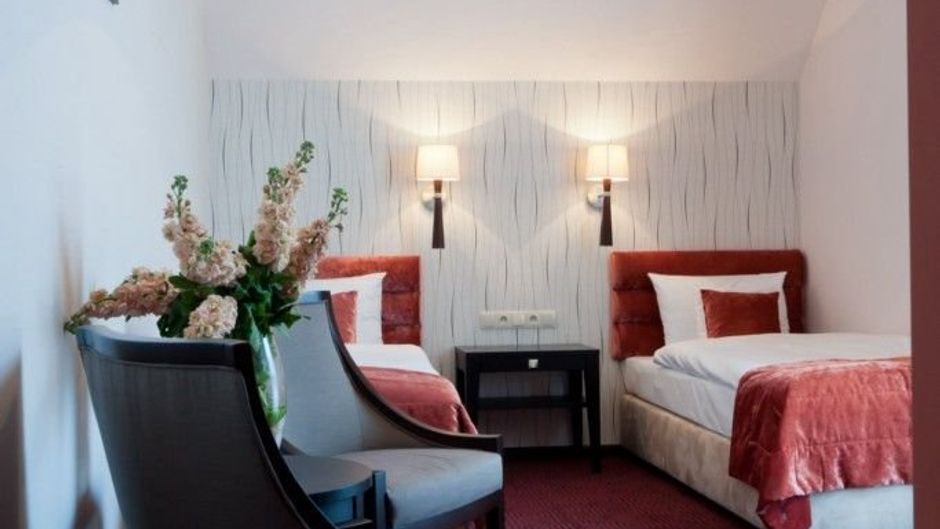 Gold Hotel Silvia Room
