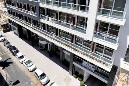 The George Urban Boutique Hotel