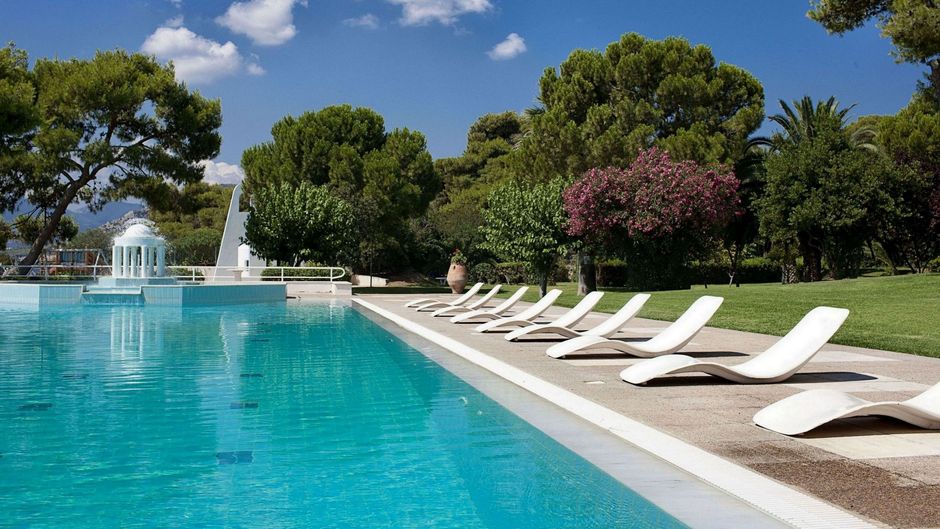 Kalamaki Beach Hotel Pool