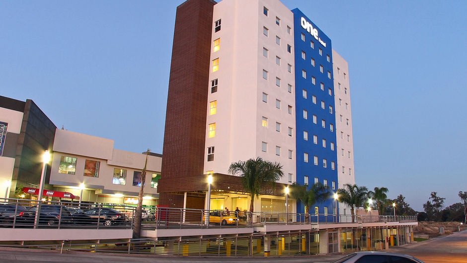 One Guadalajara Periferico Norte Exterior