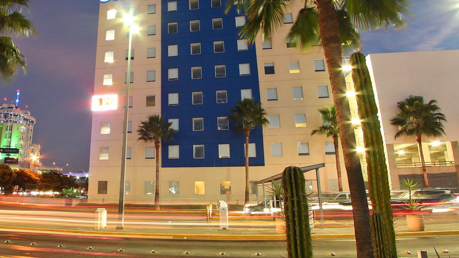 One Culiacan Forum Exterior