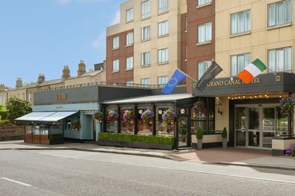 Grand Canal Hotel