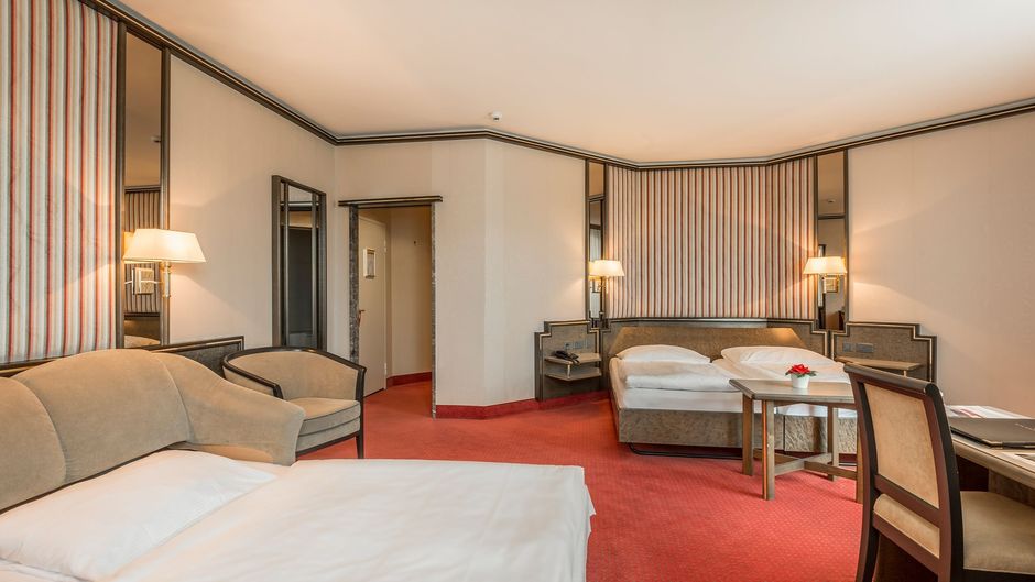 Hotel Monopol Lucerne Room