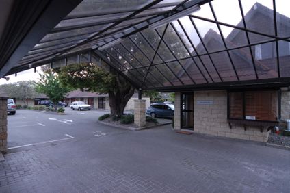 Bentleys Motor Inn