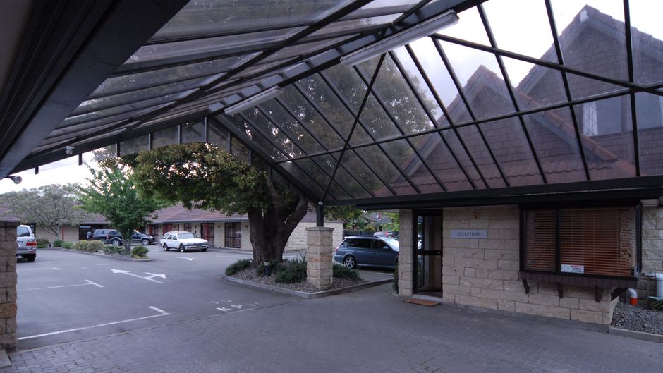Bentleys Motor Inn Exterior