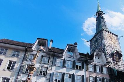 Roter Turm/Tour Rouge Hotel