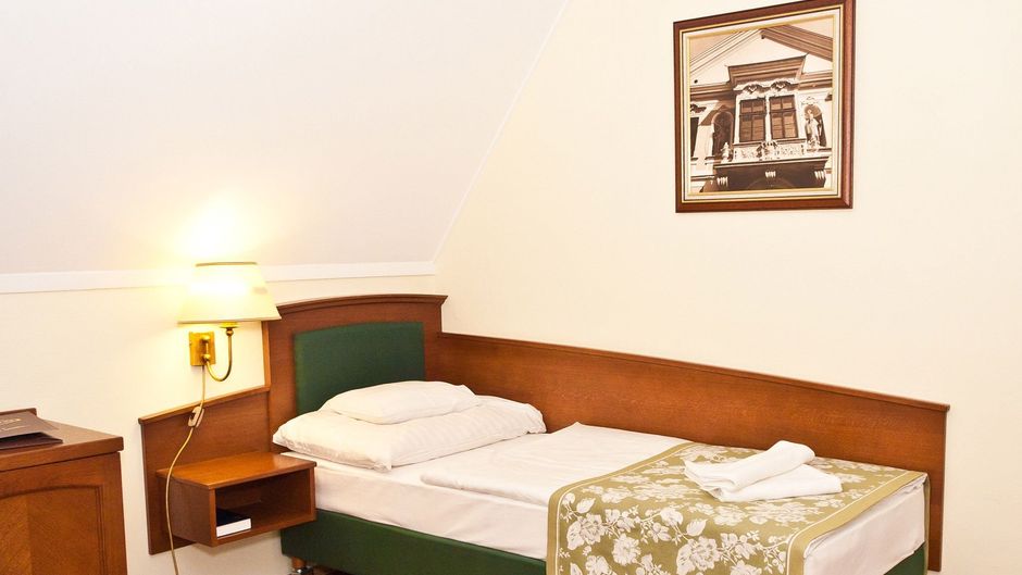 Hotel Klastrom Room
