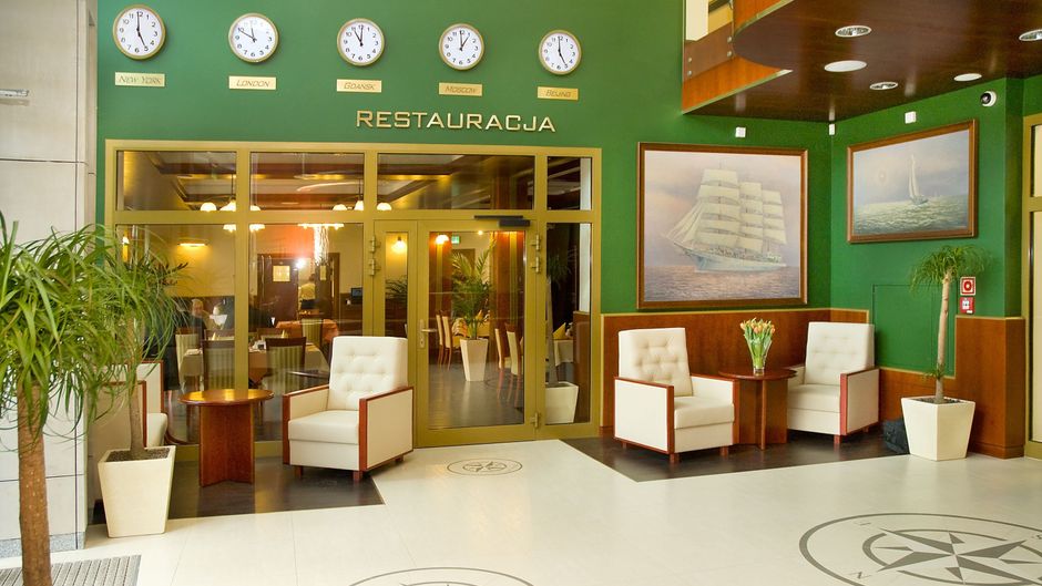 Hotel Admiral Lobby