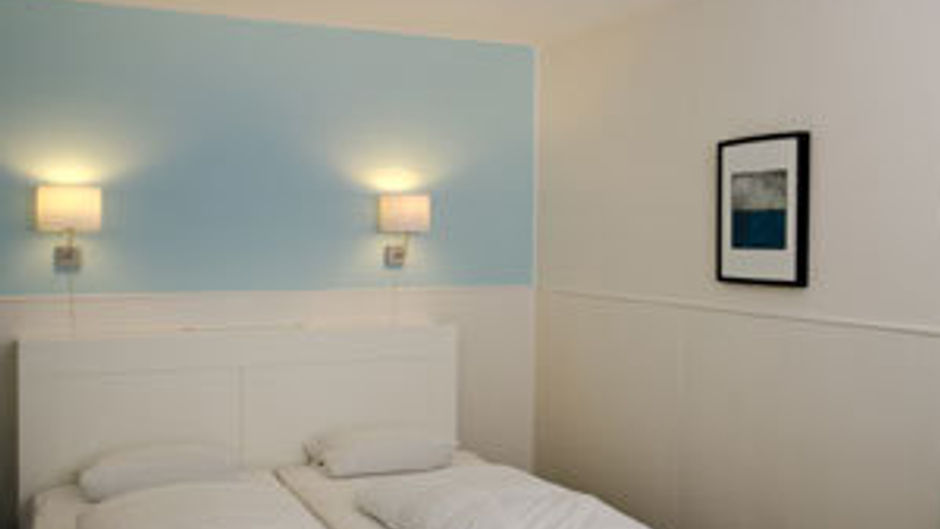 Tylstrup Kro Hotel Room