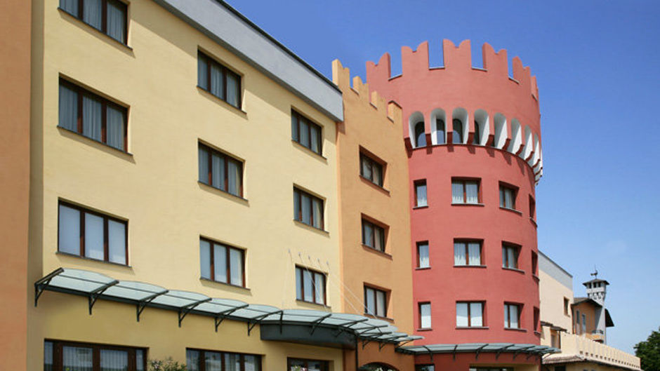 IL Castelletto Hotel Binasco Exterior
