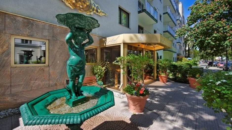 Hotel Villa Kastania Exterior