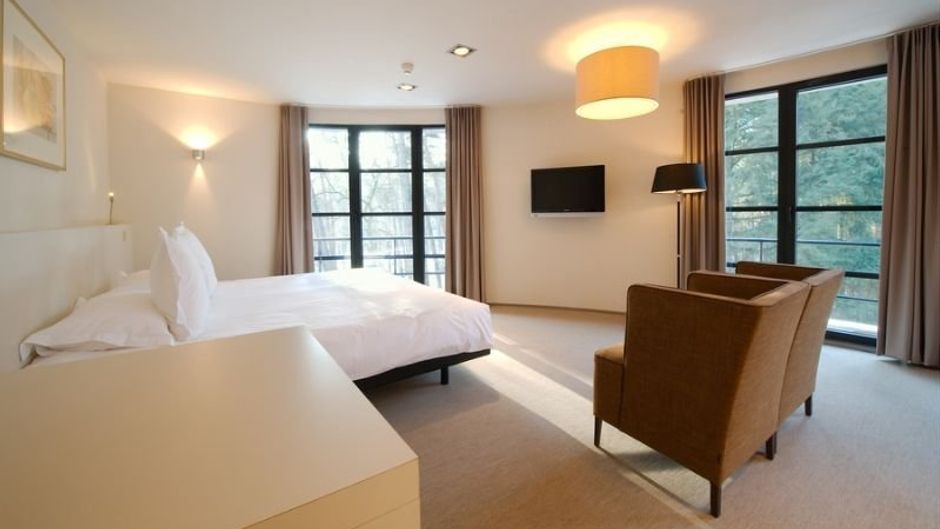 Noah Hotel Room