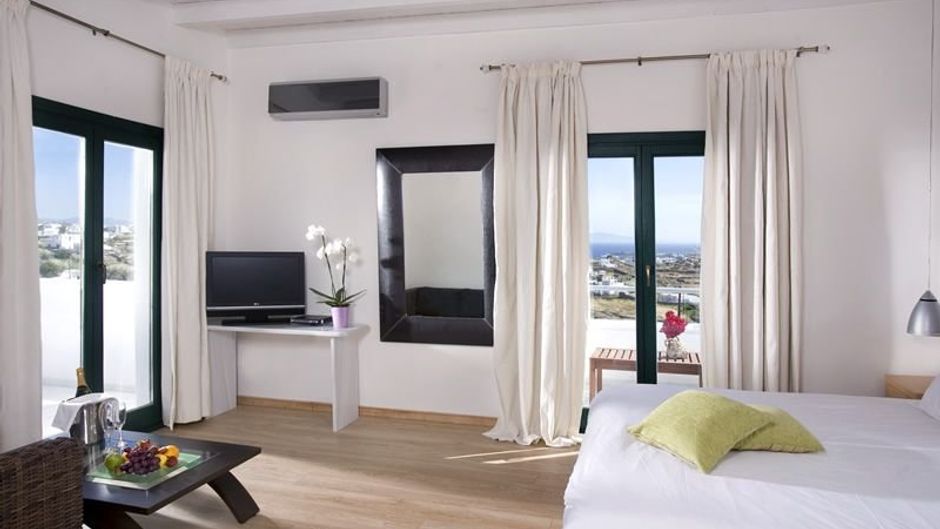 Tharroe of Mykonos Room