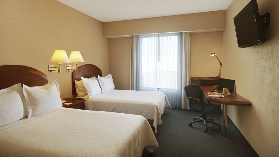 Fiesta Inn Poza Rica Room