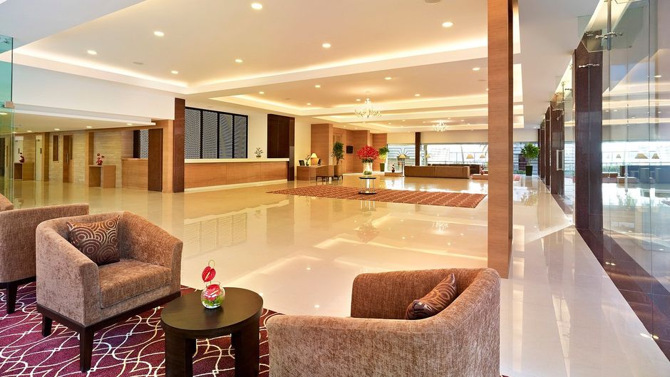 Hotel Naveen Lobby