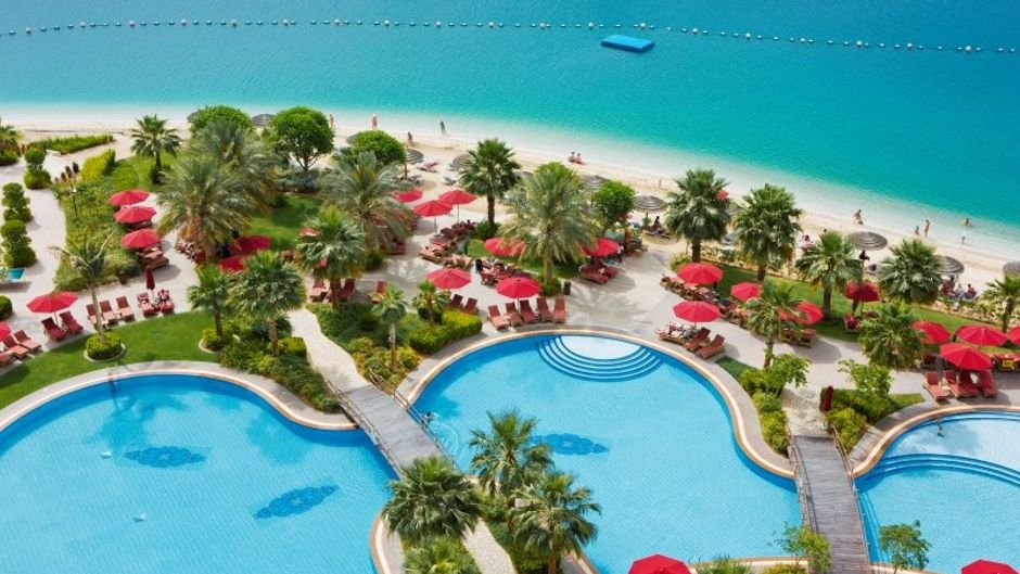 Khalidiya Palace Rayhaan by Rotana Beach