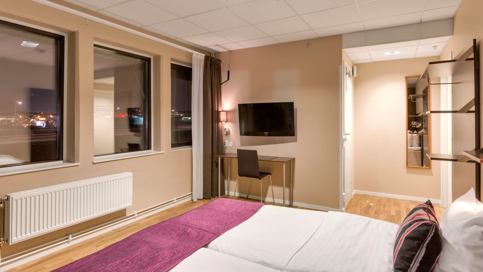 Fyrislund Hotel Room