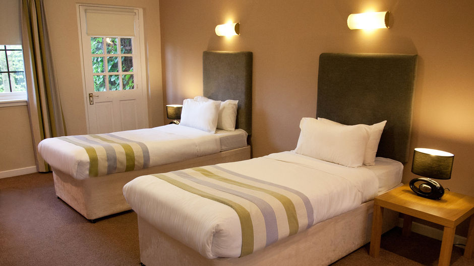 Castlecary House Hotel Room