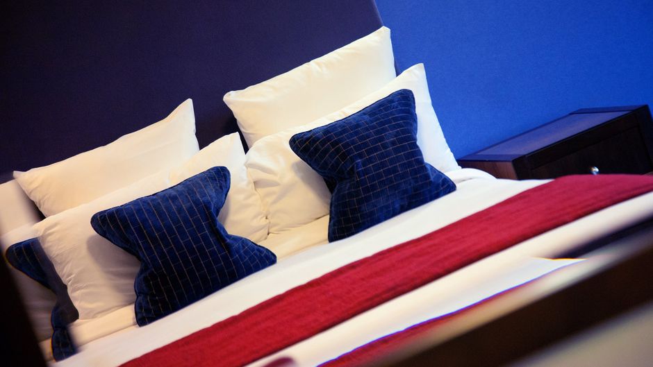 Castlecary House Hotel Room