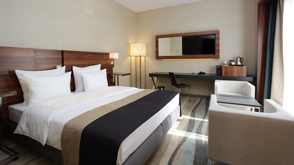 Warsaw Plaza Hotel Room