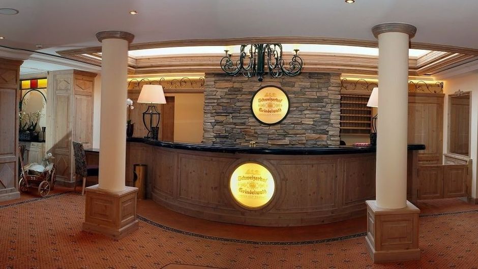 Romantik Hotel Schweizerhof Lobby