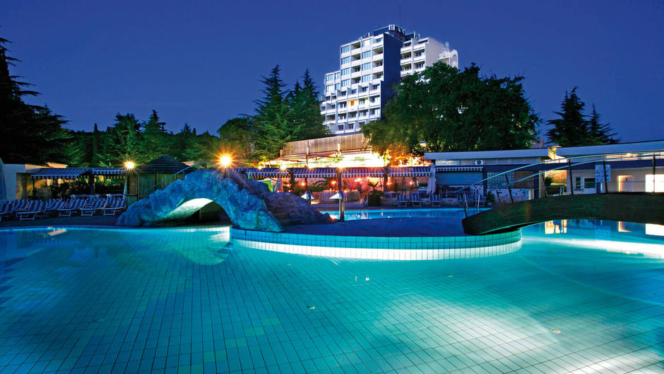 Valamar Diamant Hotel Exterior