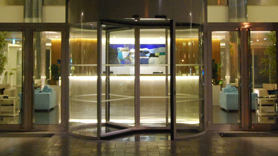 The George Urban Boutique Hotel Exterior