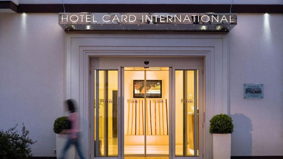 Hotel Card International Exterior
