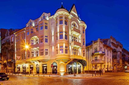 Atlas Deluxe Hotel, Lviv