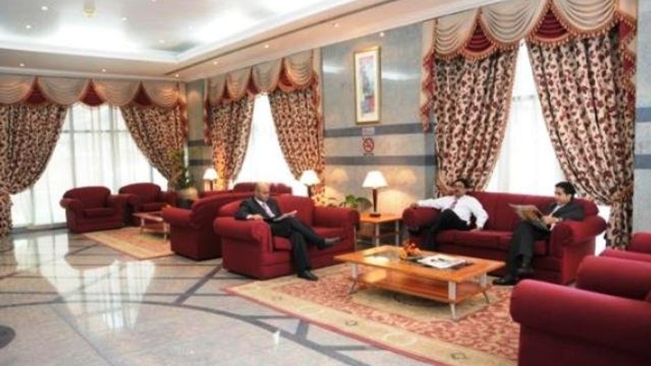 Pearl Residence Hotel Apartments Lobby