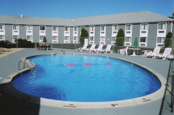 Ambassdor Inn & Suites -Cape Cod