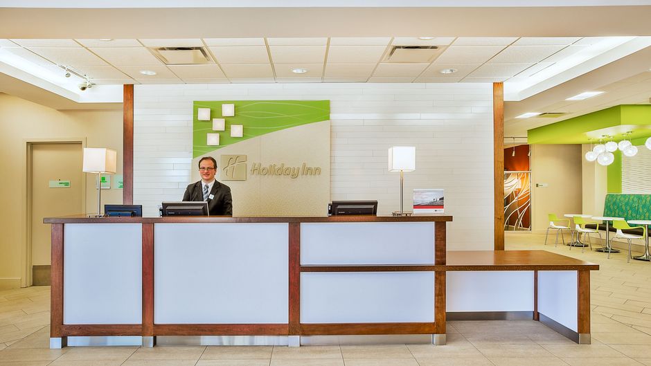 Holiday Inn Sydney - Waterfront Hotel Lobby