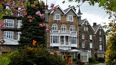 The Cairn Hotel