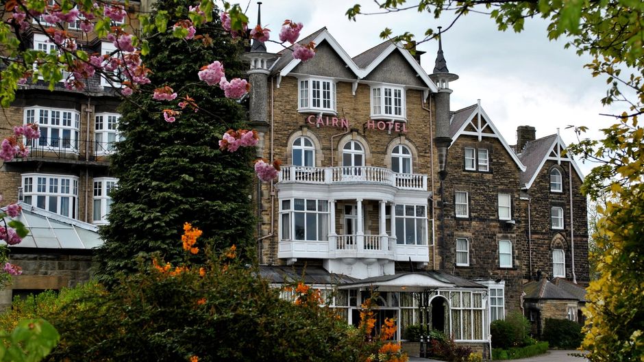 The Cairn Hotel Exterior