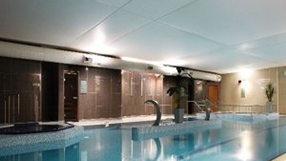 Maldron Hotel Tallaght Pool