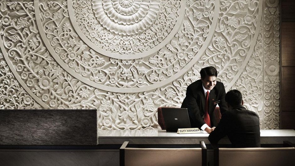Crowne Plaza Gurgaon Lobby