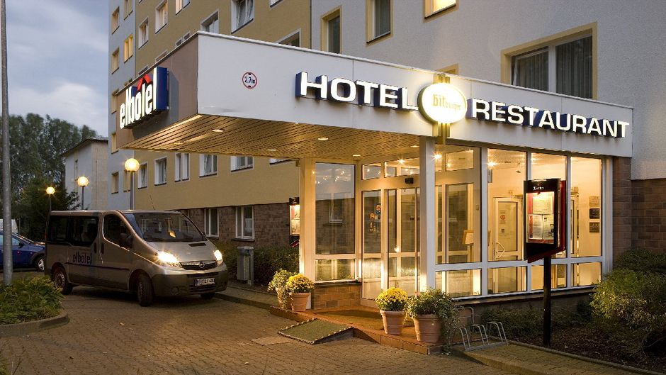 Elbotel Rostock Exterior