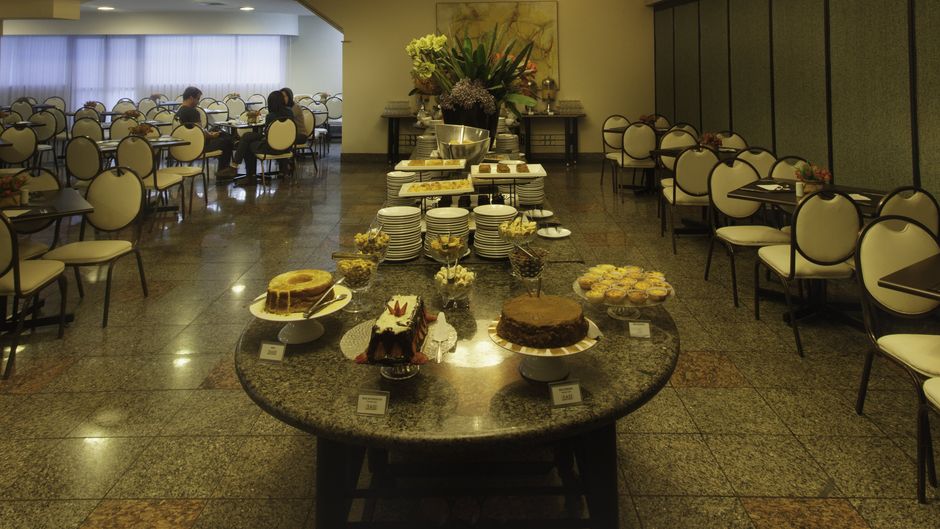 Hotel Boulevard Plaza Restaurant