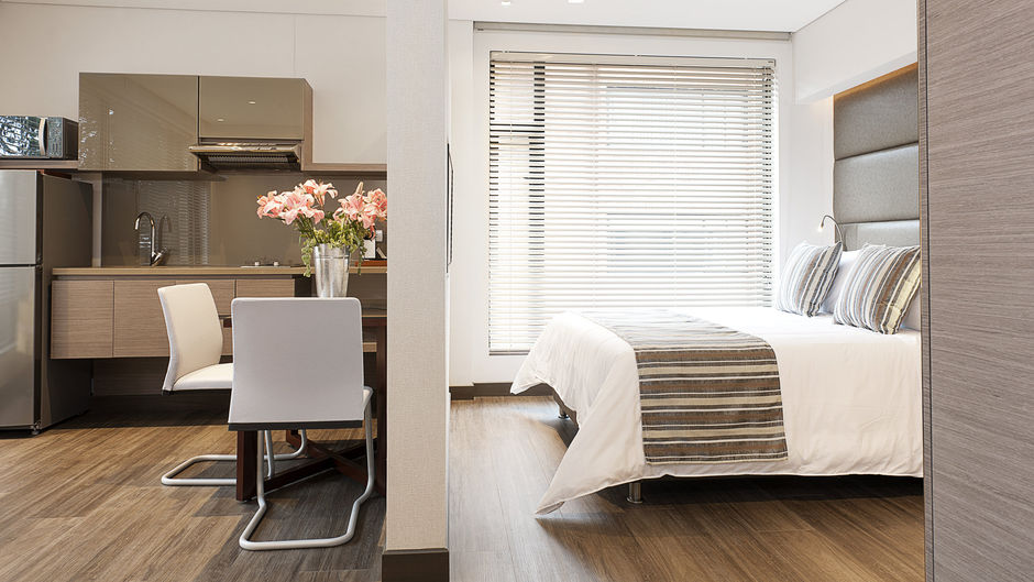 bs Rosales Hotel & Suites Room