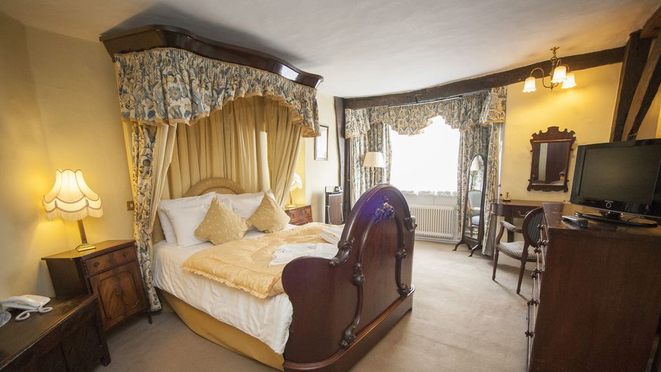 The Lion Hotel Suite