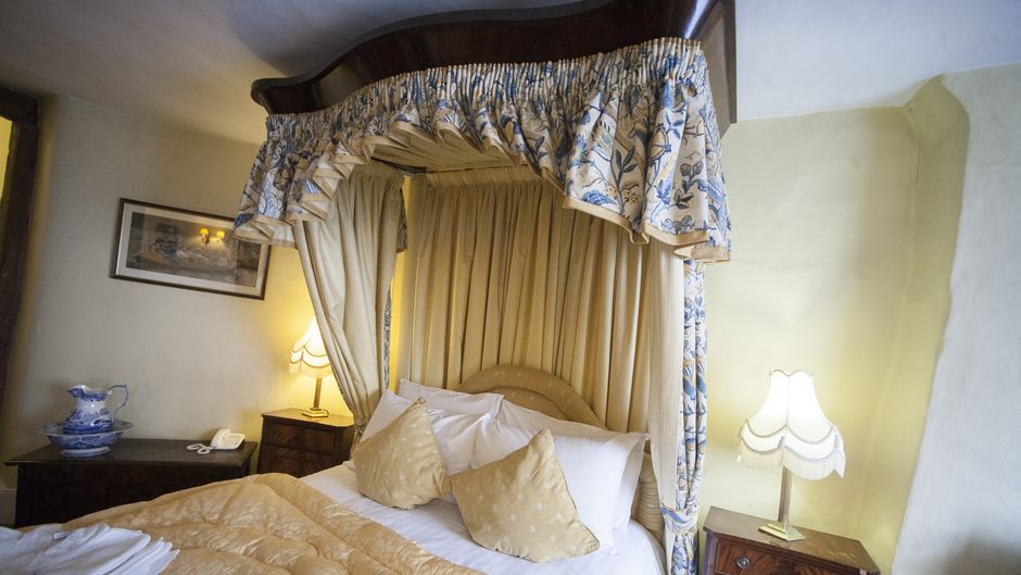The Lion Hotel Suite