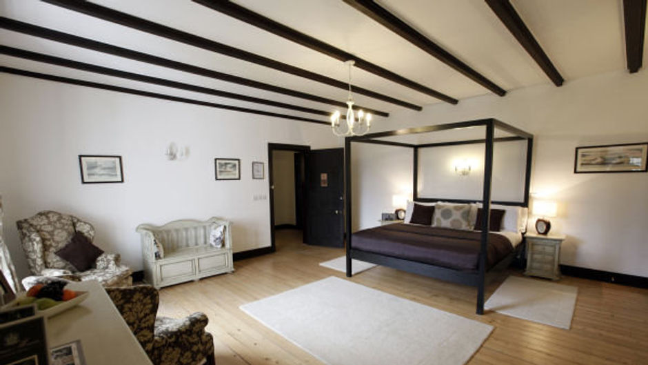 Achnagairn Estate Room