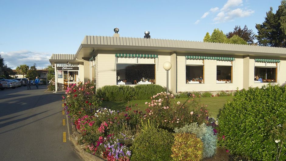Kingsgate Hotel Te Anau Exterior