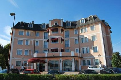 Green Hotel