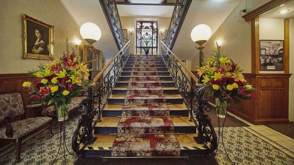 Pollera Hotel Lobby