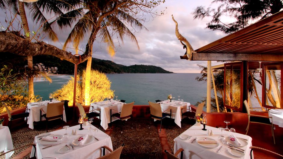 Mom Tri's Villa Royale Restaurant